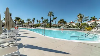 Hotel LIVVO Dunagolf Suites