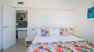 Hotel LIVVO Dunagolf Suites