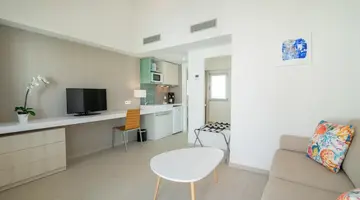 Hotel LIVVO Dunagolf Suites