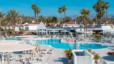 Hotel LIVVO Dunagolf Suites