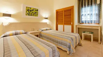 Hotel LIVVO Dunagolf Suites