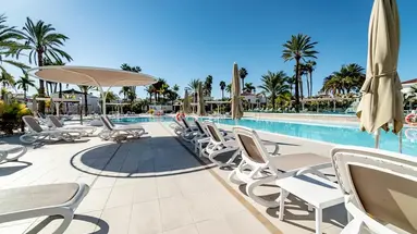 Hotel LIVVO Dunagolf Suites