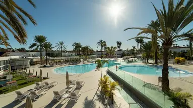 Hotel LIVVO Dunagolf Suites