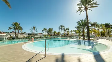 Hotel LIVVO Dunagolf Suites