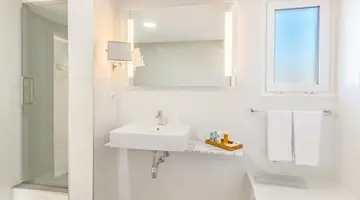 Hotel LIVVO Koala Garden