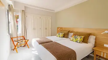 Hotel LIVVO Koala Garden
