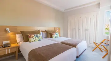 Hotel LIVVO Koala Garden