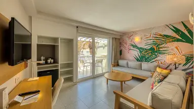 Hotel LIVVO Koala Garden