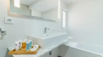 Hotel LIVVO Koala Garden