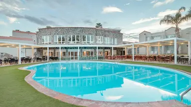 Hotel LIVVO Koala Garden