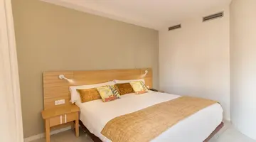 Hotel LIVVO Koala Garden