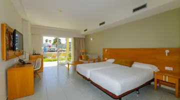 Hotel LIVVO Koala Garden