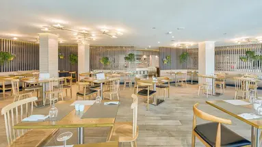 Hotel LIVVO Koala Garden