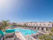 Hotel LIVVO Los Calderones