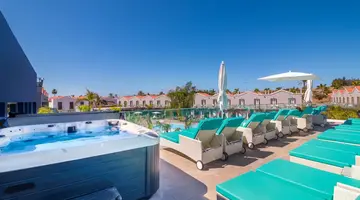 Hotel LIVVO Los Calderones