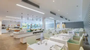 Hotel LIVVO Los Calderones