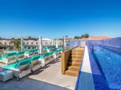 Hotel LIVVO Los Calderones