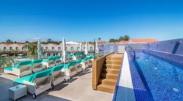 Hotel LIVVO Los Calderones