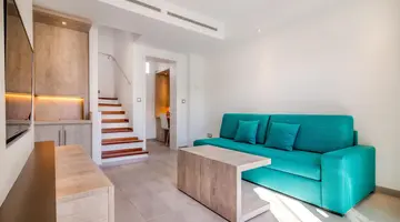 Hotel LIVVO Los Calderones