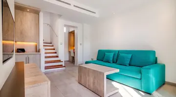 Hotel LIVVO Los Calderones