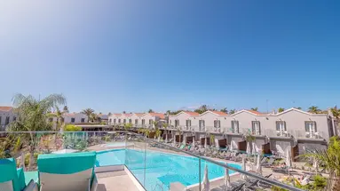 Hotel LIVVO Los Calderones
