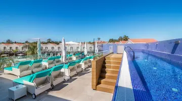 Hotel LIVVO Los Calderones