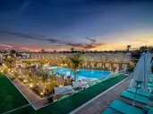 Hotel LIVVO Los Calderones