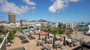 Hotel LIVVO Lumm