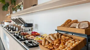 Hotel LIVVO Lumm
