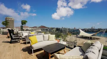 Hotel LIVVO Lumm