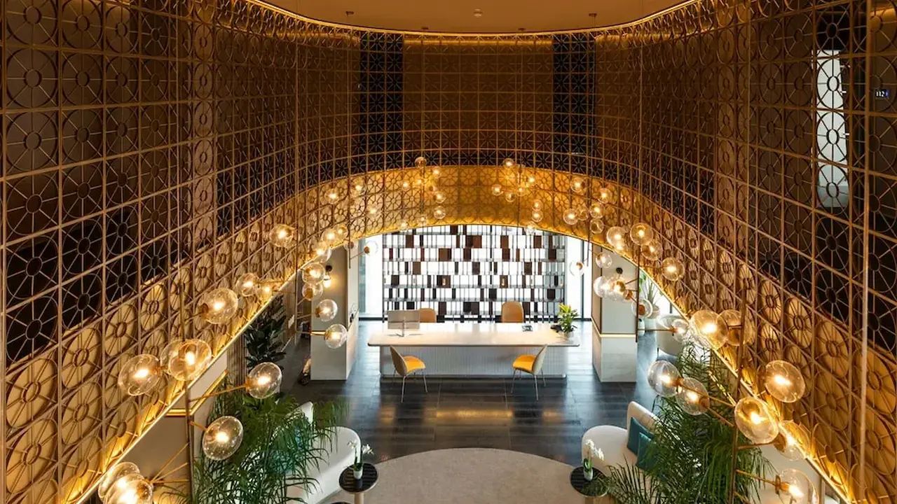 Hotel LIVVO Lumm
