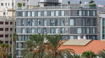 Hotel LIVVO Lumm