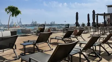Hotel LIVVO Lumm