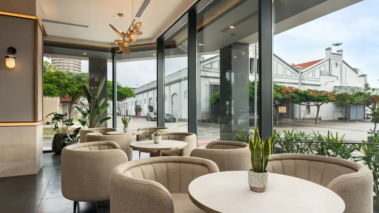Hotel LIVVO Lumm