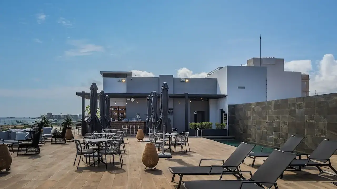Hotel LIVVO Lumm