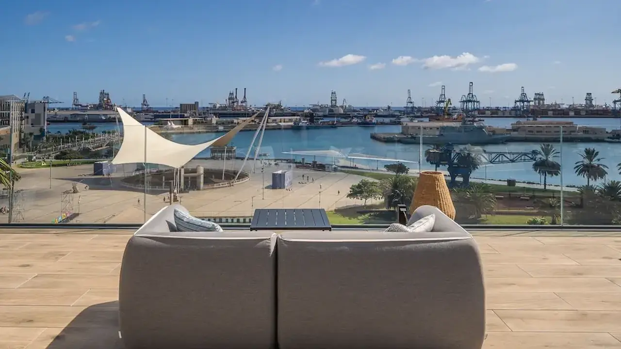 Hotel LIVVO Lumm