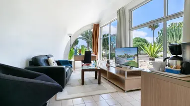 Hotel LIVVO Risco del Gato Suites