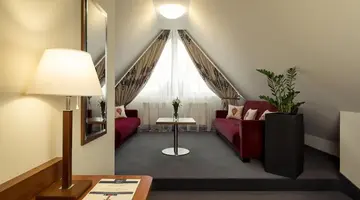 Hotel Logos