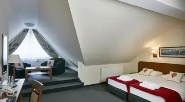 Hotel Logos