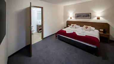 Hotel Logos