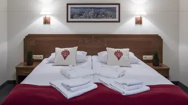 Hotel Logos