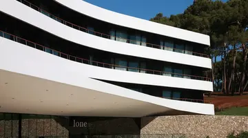 Hotel Lone