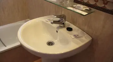 HOTEL LOS JAZMINES