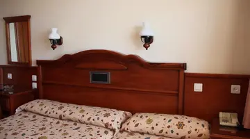 HOTEL LOS JAZMINES