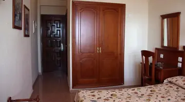 HOTEL LOS JAZMINES