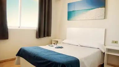 HOTEL LOS JAZMINES