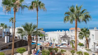 Hotel Los Olivos Beach Resort