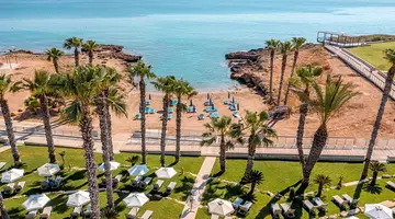 Hotel Louis Althea Beach
