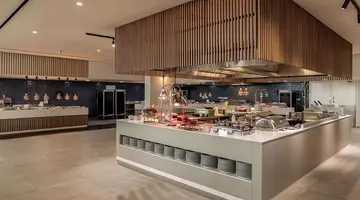 Hotel Louis Phaethon Beach