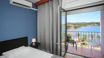 Hotel Lumbarda (New Management 2023)
